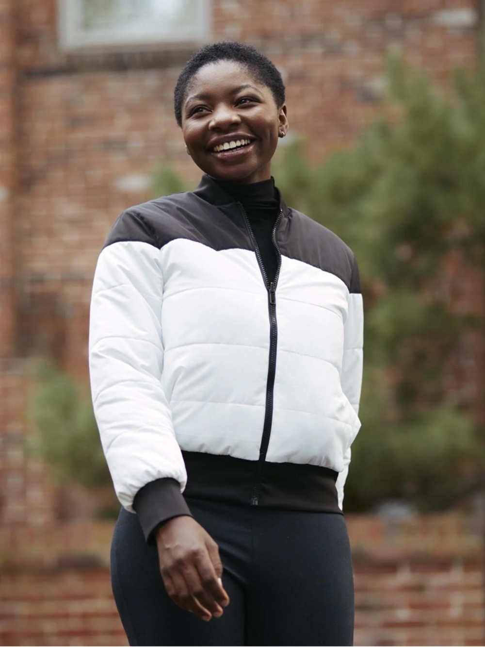 Summersalt The Reversible Packable Puffer Jacket Black White XL NWT Travel
